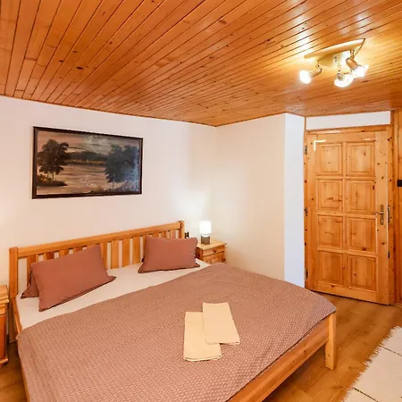 Hubert Guest house